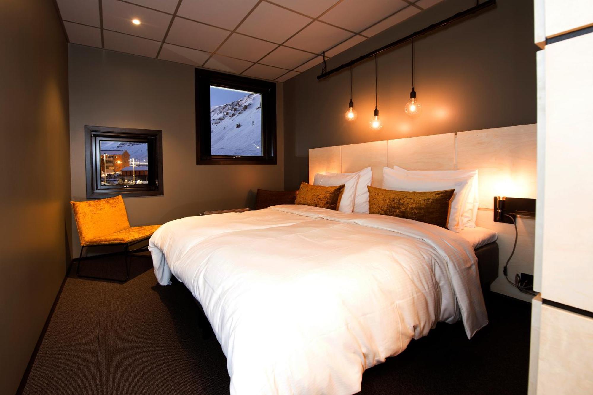 Svalbard Hotell | The Vault Longyearbyen Exterior photo