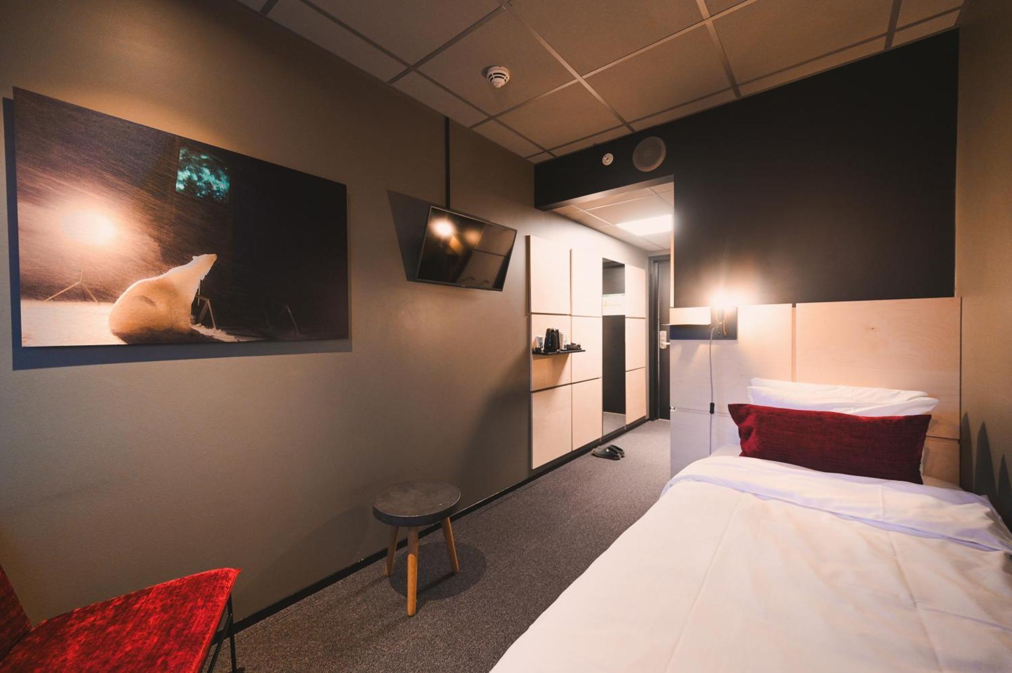 Svalbard Hotell | The Vault Longyearbyen Exterior photo